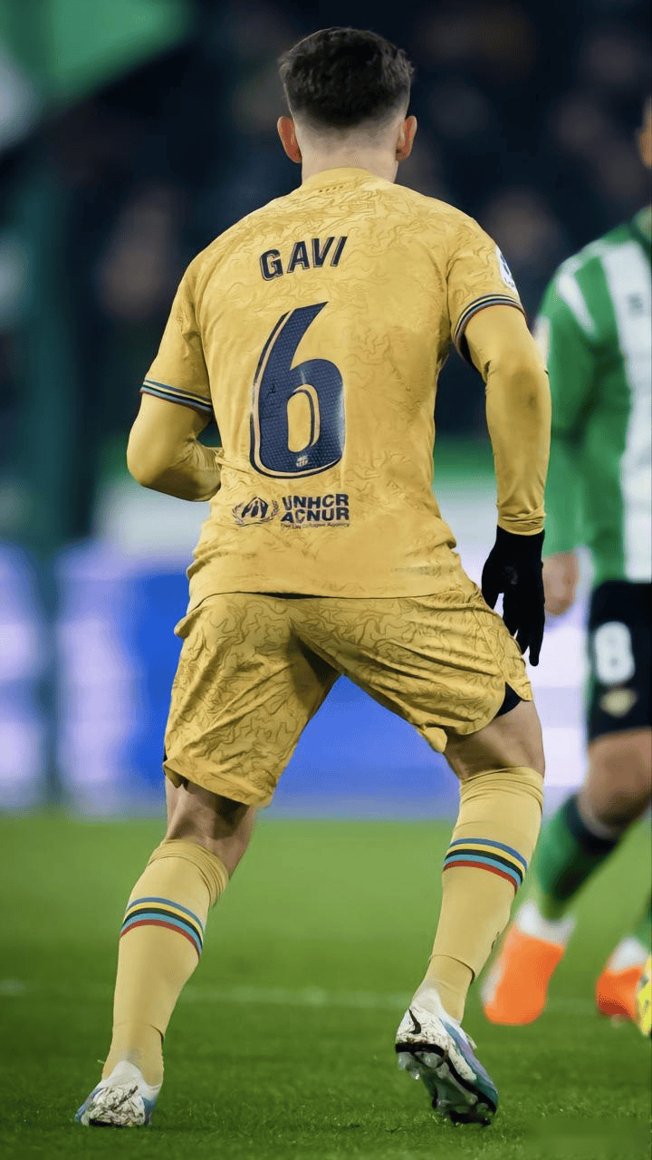 关于赛前突围战来临；比利亚雷亚尔围绕欧联伤情更新；球迷炸锅；资深球员宣示担当的信息-九游娱乐